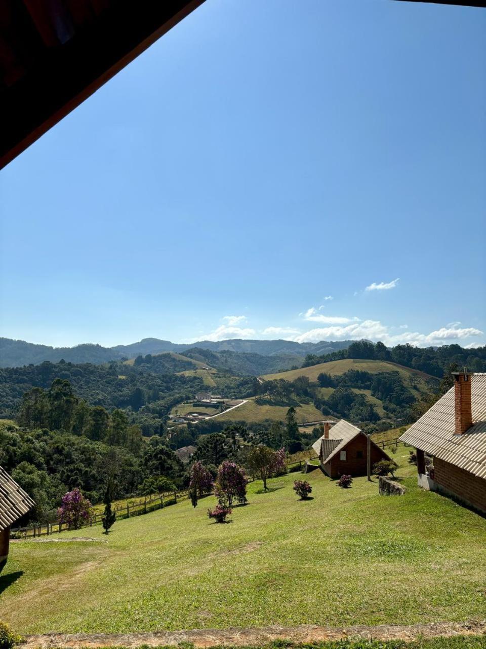 Pousada Vista Do Paraiso モンテ・ヴェルデ エクステリア 写真
